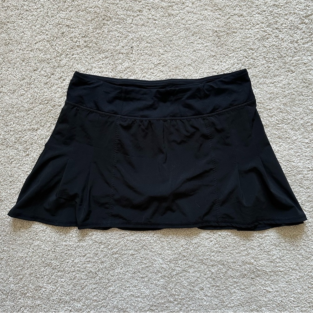 Lululemon mid rise pleated skort
